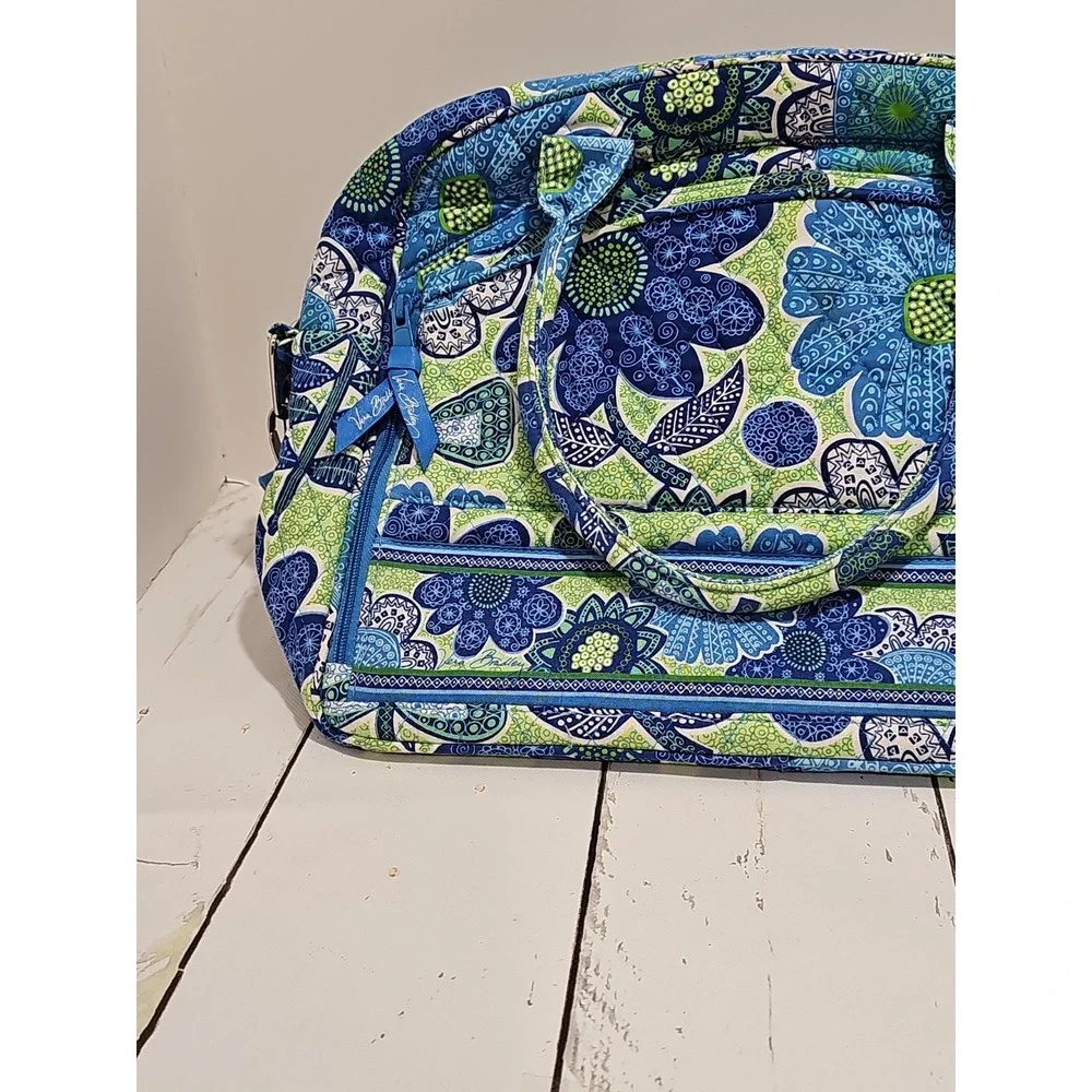 Vera Bradley Doodle Daisy Tote Duffle Weekender Laptop Travel Bag